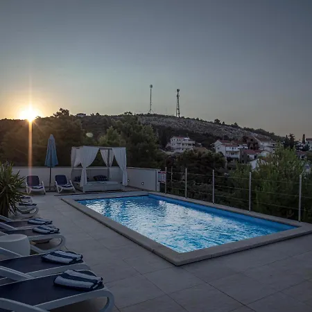 Villa Mare Klek Exteriör bild