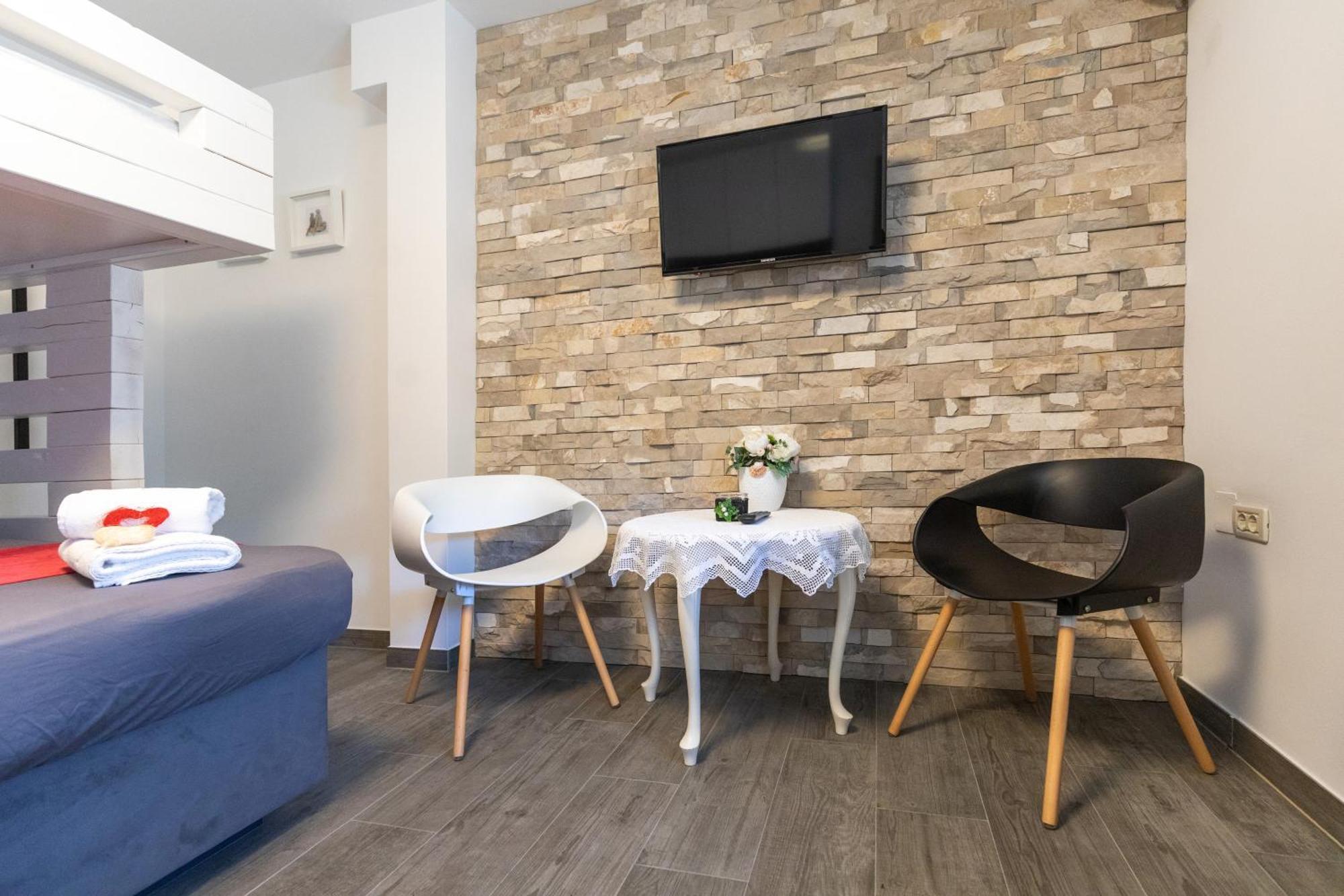 Mare Apartment *